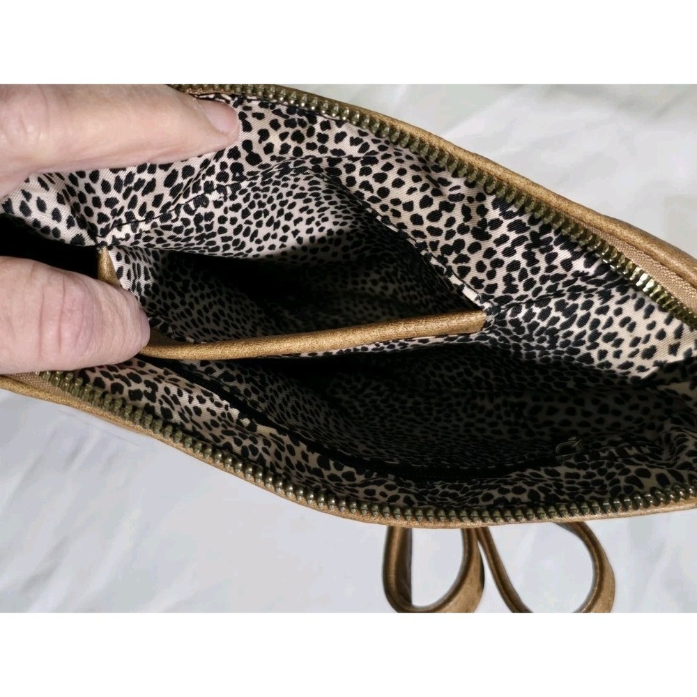 NWT The Mia K. Collection Crossbody Purse - Picture 8 of 9